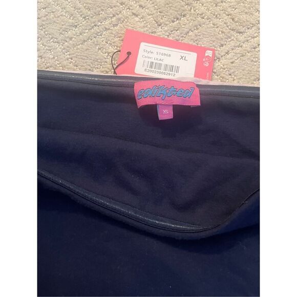 (3) Edikted Built In Bra Tube Tops - Picture 8 of 10